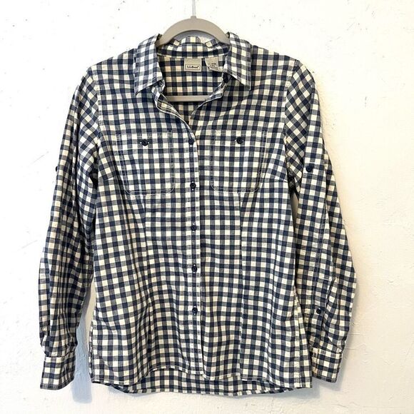 L.L. Bean Tops - L.L. Bean Plaid Button Up Women’s Size Small Blue/White Cotton Long Sleeves